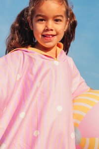 QUUT – Dětské plážové pončo – Banana pink